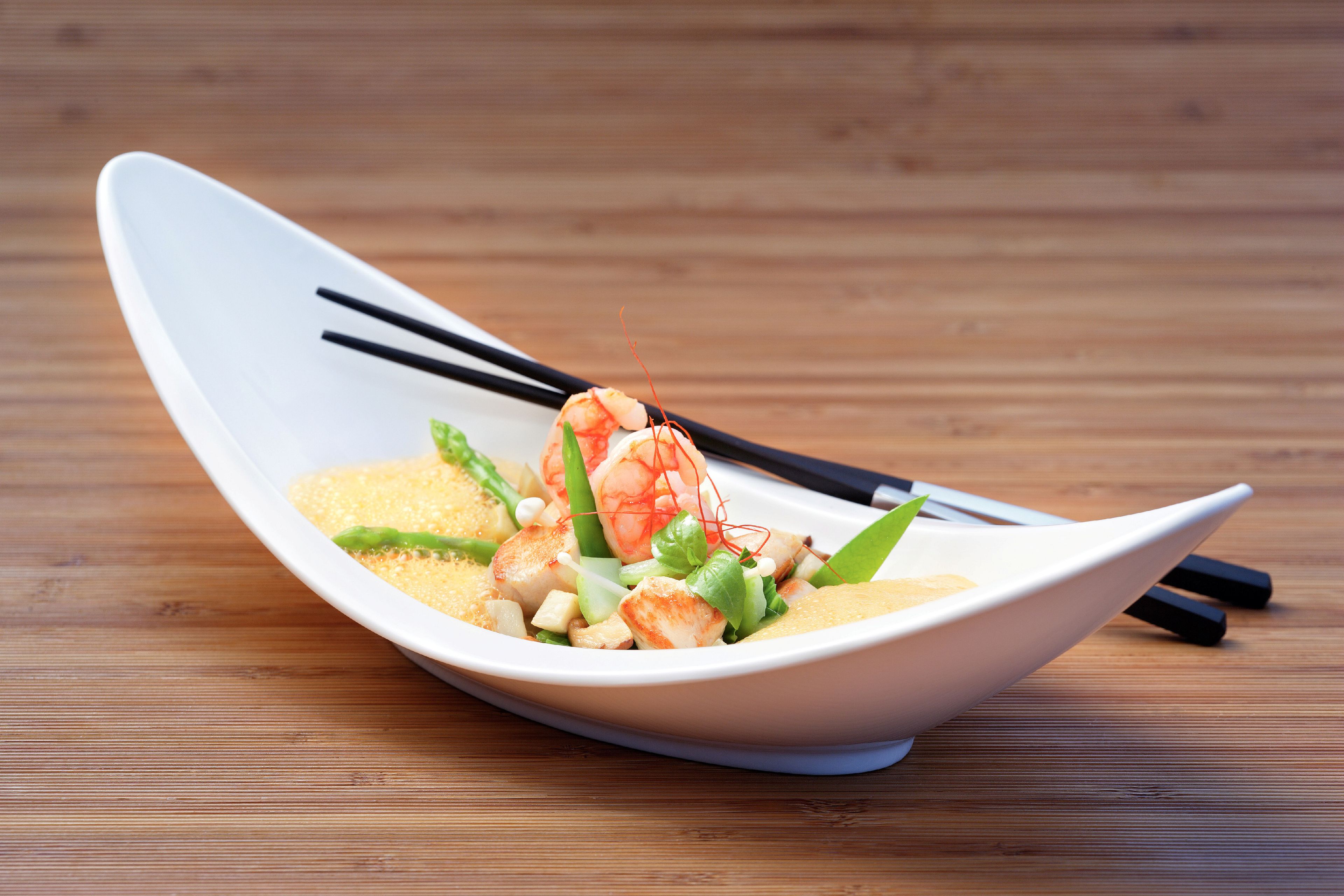 Rotes Curry mit Perlhuhn