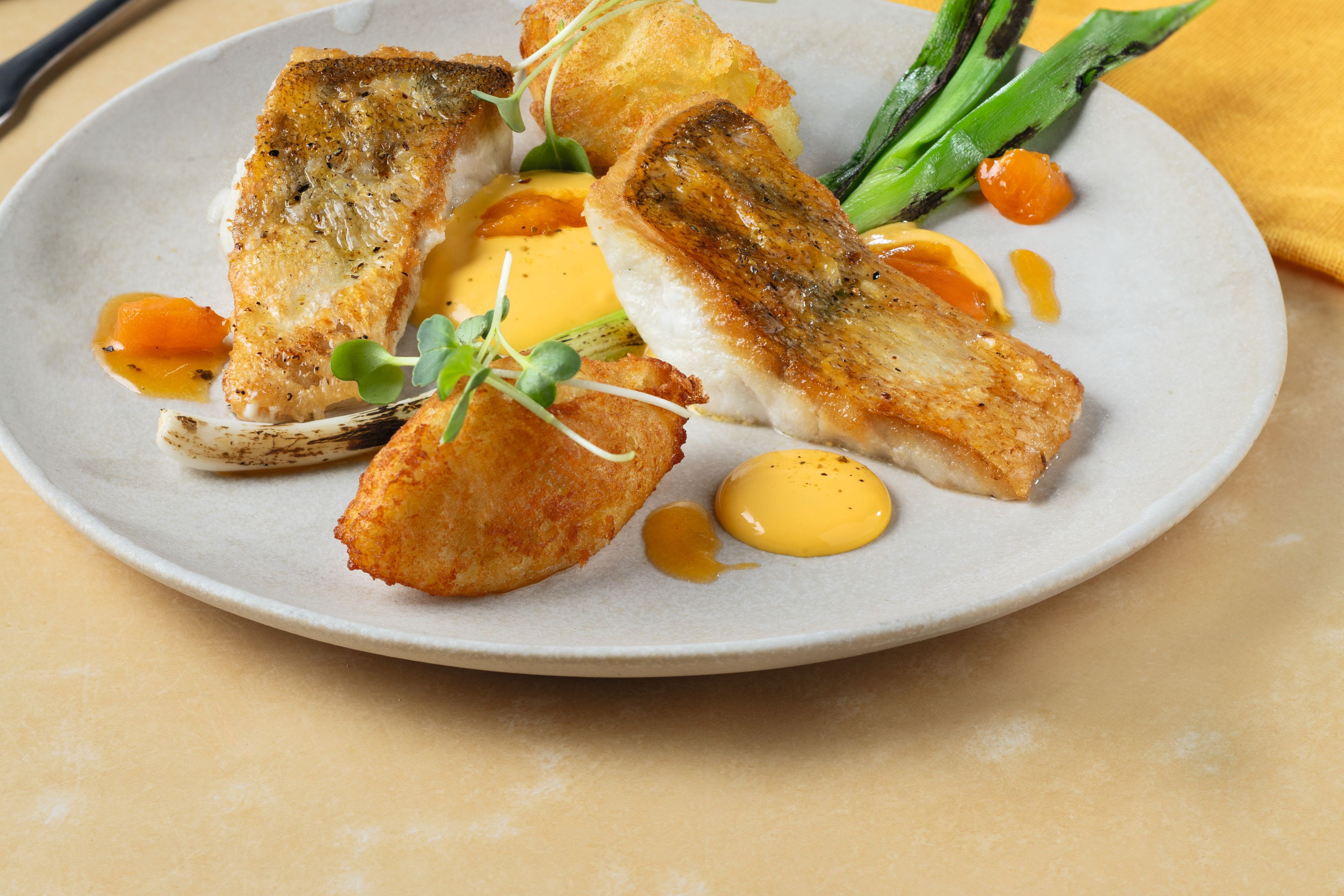 Knusprig gebratenes Zanderfilet