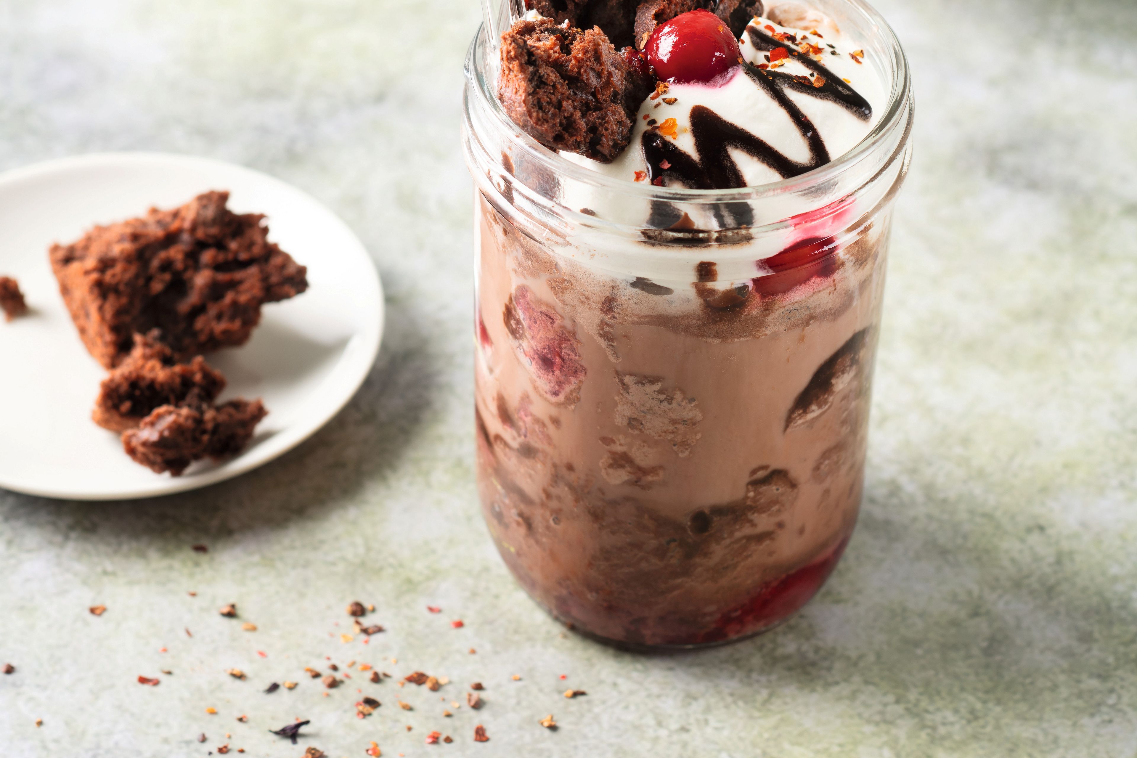 Triple-Chocolate Smoothie mit Kirschen